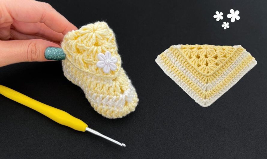 How to Crochet Shoe Model with Square – Tutorial for Beginners💖🧦