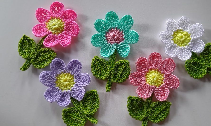Crocheted flower appliqué or refrigerator magnet step-by-step instructions